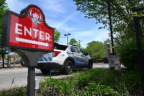 21-year-old Male Shot In Parking Lot Of Wendys Fast Food Resaurant In Chicago Illinois