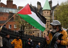 Trinity College Dublin Students Set Palestine Solidarity Encampment