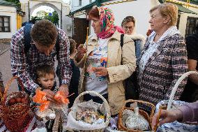 Ukrainian Orthodox Christians Celebrate Easter