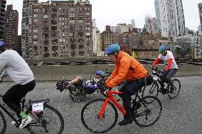 Five Boro Bike Tour New York