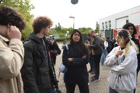 Rima Hassan And Louis Boyard Meets Students - Sevran