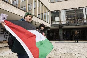 Students for Palestine -movement demonstrating outside Helsinki University