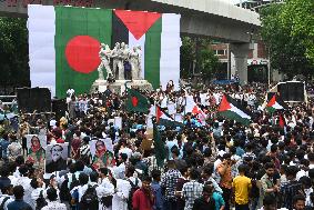 Hundreds Of Student Protests For Free Palestine In Dhaka.