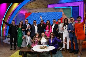 Presentation Of The Members Of The Sale El Sol Tv Show