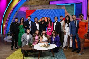 Presentation Of The Members Of The Sale El Sol Tv Show