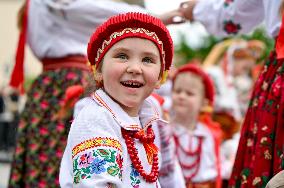 Spring dance songs performed in Lviv