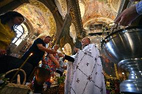 Consecration of Easter baskets in Lviv