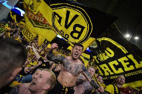 Champions League Borussia Dortmund celebrates its win over PSG FA