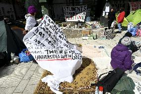 University students demonstrate in Helsinki