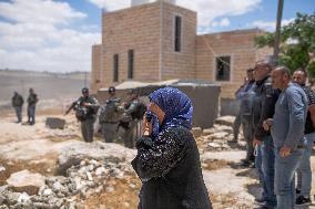 Israeli Army Demolishes Palestinian Homes - West Bank