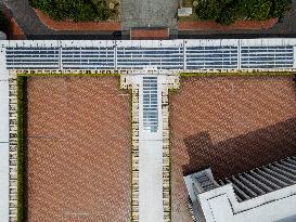 The Istiqlal Mosque Uses A Solar Panel System Facing Climate Change.