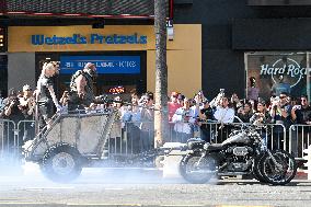 Anya Taylor-Joy and Chris Hemsworth Arrive At Jimmy Kimmel On Mad Max Carriage - LA