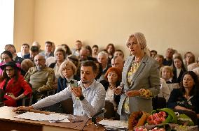 Appeal hearing in reinstatement case of Iryna Farion in Lviv