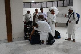 First Flight Carrying Hajj Pilgrims Departs Dhaka
