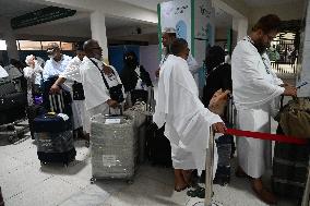 First Flight Carrying Hajj Pilgrims Departs Dhaka