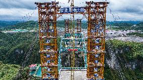 CHINA-GUIZHOU-EXPRESSWAY-BRIDGE-CONSTRUCTION (CN)