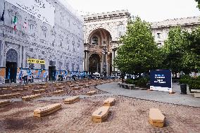 UIL Demonstration With 172 Coffins In Piazza Scala Against The Dead At Work