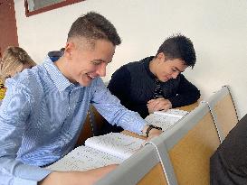 CHINA-HUNGARIAN BUSINESS STUDENT (CN)