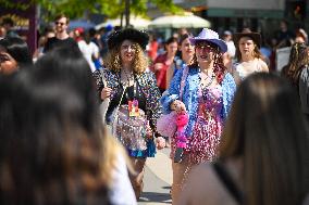 Fans Of Taylor Swift Attend The Eras Tour - Nanterre