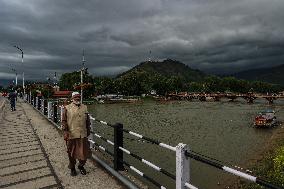 Cloudy Weather In Kashmir
