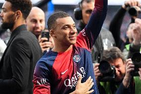 Kylian Mbappe Plays His Last Match For PSG