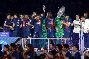 PSG Celebrates 2023-2024 Ligue 1 Championship Trophy