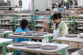A Ceramic Enterprise in Quanzhou