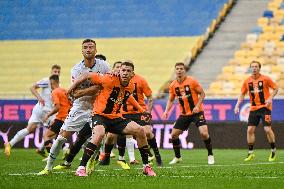Shakhtar Donetsk beat Dynamo Kyiv 1-0 to become Ukraines Premier League champions