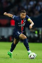 Paris Saint-Germain v Toulouse FC - Ligue 1 Uber Eats