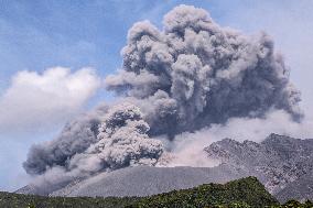 Sakurajima Volcano Eruption - Japan