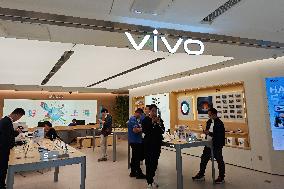 VIVO X100 Ultra Phone