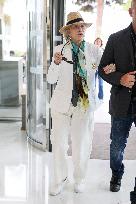 Cannes - Faye Dunaway At The Martinez