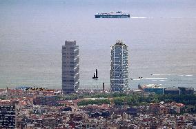 View of Barcelona while the America's Cup sailboats were training