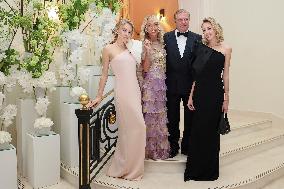Cannes - Prince Charles of Bourbon And Family At Carlton Hotel