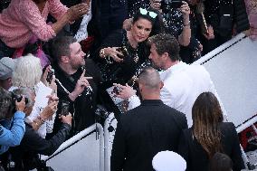 Cannes Elsa Pataky and Chris Hemsworth At Furiosa: Une Saga Mad Max DB