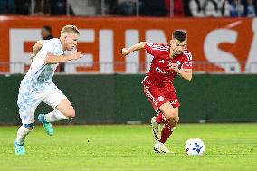 Corvinul Hunedoara v Otelul Galati - Romania Cup