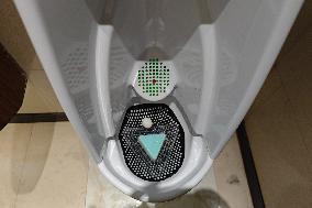 Urinals Can Detect Urine Routine in Shanghai
