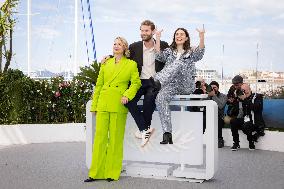 Cannes - Pigen Med Nalen Photocall