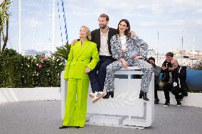 Cannes - Pigen Med Nalen Photocall