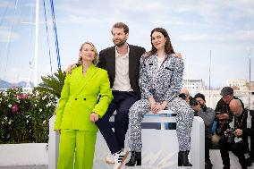 Cannes - Pigen Med Nalen Photocall