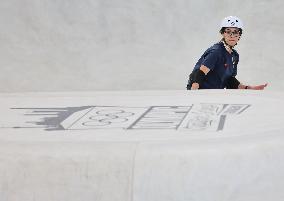 (SP)CHINA-SHANGHAI-OLYMPIC QUALIFIER SERIES SHANGHAI-SKATEBOARDING-WOMEN'S PARK-PRELIMS (CN)