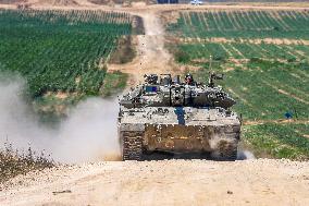 Friendly Fire Kills 5 Israeli Soldiers - Gaza