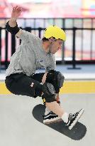 (SP)CHINA-SHANGHAI-OLYMPIC QUALIFIER SERIES SHANGHAI-SKATEBOARDING-MEN'S PARK-PRELIMS(CN)