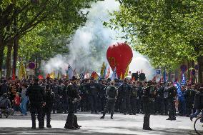 Firefighters Demonstrate - Paris