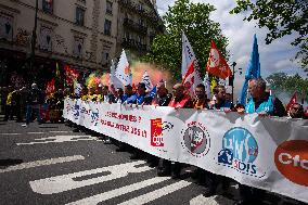 Firefighters Demonstrate - Paris