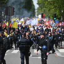 Firefighters Demonstrate - Paris