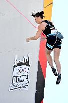 (SP)CHINA-SHANGHAI-OLYMPIC QUALIFIER SERIES SHANGHAI-SPORT CLIMBING-WOMEN'S BOULDER & LEAD-LEAD QUALIFICATION (CN)