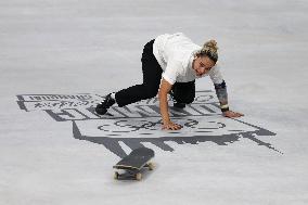 (SP)CHINA-SHANGHAI-OLYMPIC QUALIFIER SERIES SHANGHAI-SKATEBOARDING-WOMEN'S STREET-PRELIMS (CN)