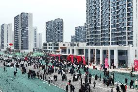 Xinhua Headlines: China abolishes mortgage floor rates, cuts minimum down payment ratios to boost property market