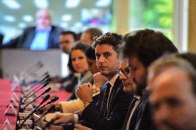 Meeting with the liaison committees on the situation in New Caledonia at Matignon - Paris